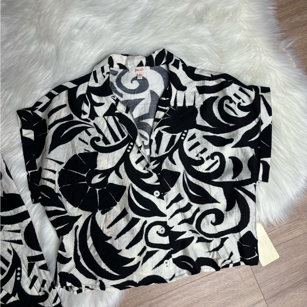 🖤 Abstract Top and Wide pants Set 🖤 - Picture 3 of 3
